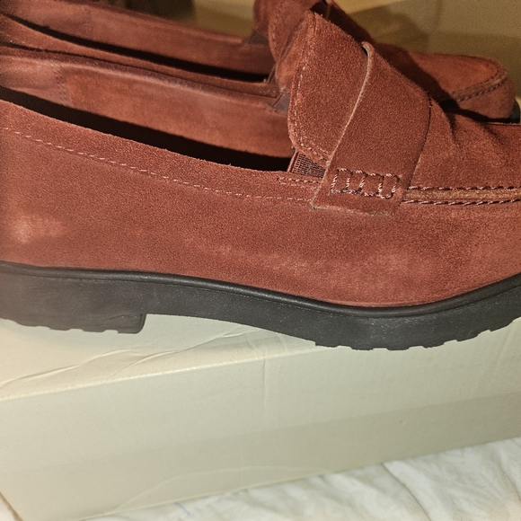 Red Suede Shoes - Picture 5 of 5